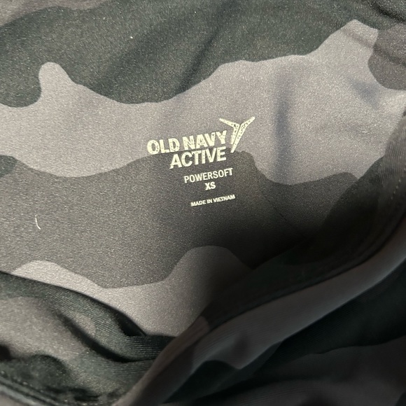 Old navy active leggings - Picture 1 of 4